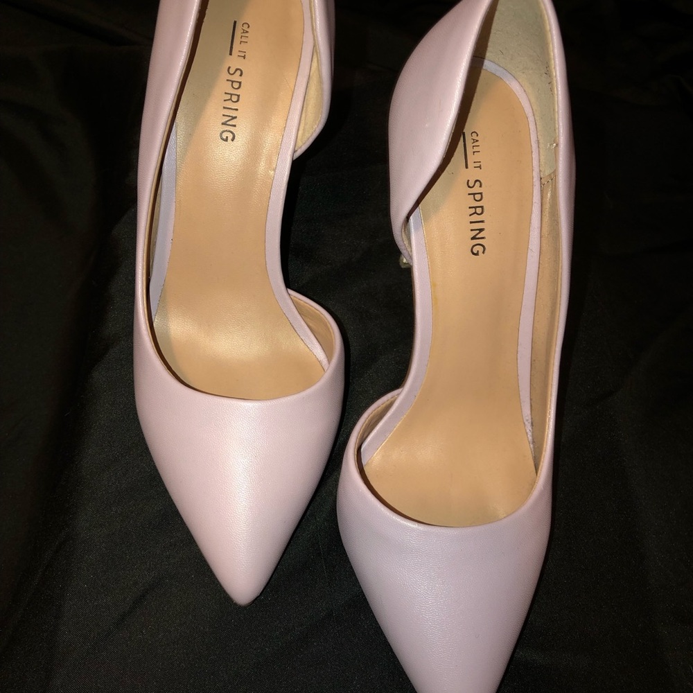 Spring Pumps in Lilac size 7 - Picture 1 of 4